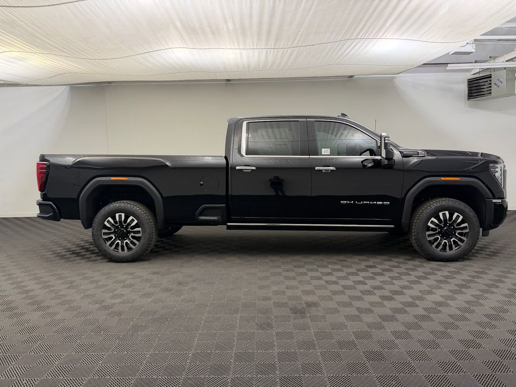 2026 GMC Sierra 3500HD Denali Ultimate - Photo 8