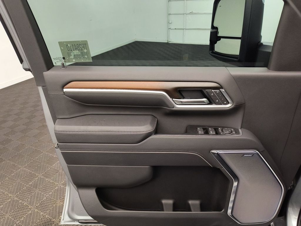 2026 GMC Sierra 3500HD Denali - Photo 18