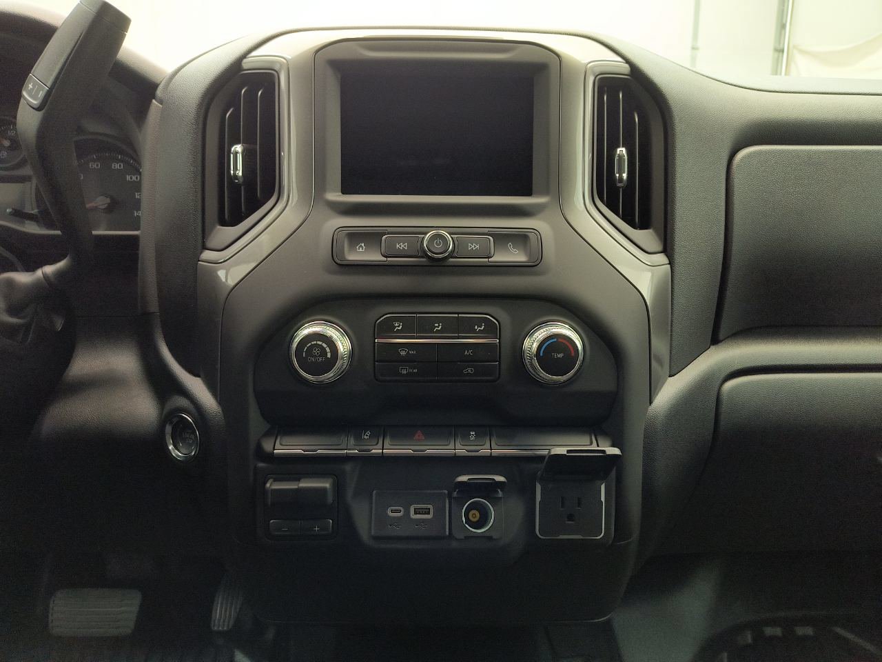2026 GMC Sierra 3500 Chassis Cab Pro - Photo 22