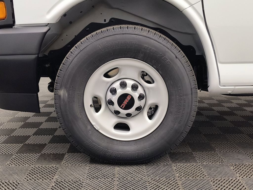 2026 GMC Savana Cargo Work Van - Photo 11