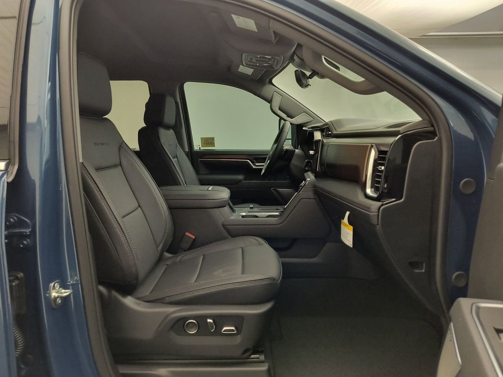 2026 GMC Sierra 3500HD Denali - Photo 30