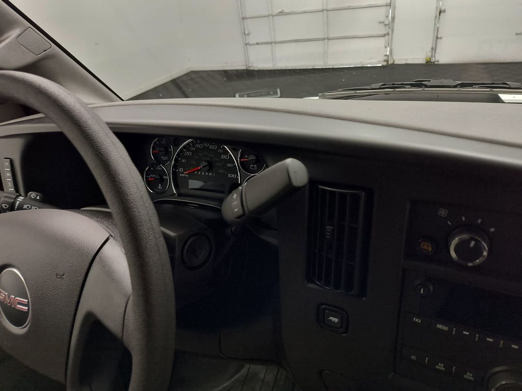 2026 GMC Savana Cargo Work Van - Photo 24