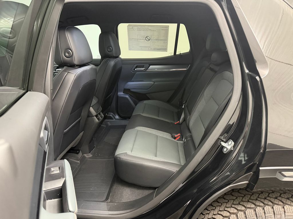 2027 GMC Terrain AT4 - Photo 25