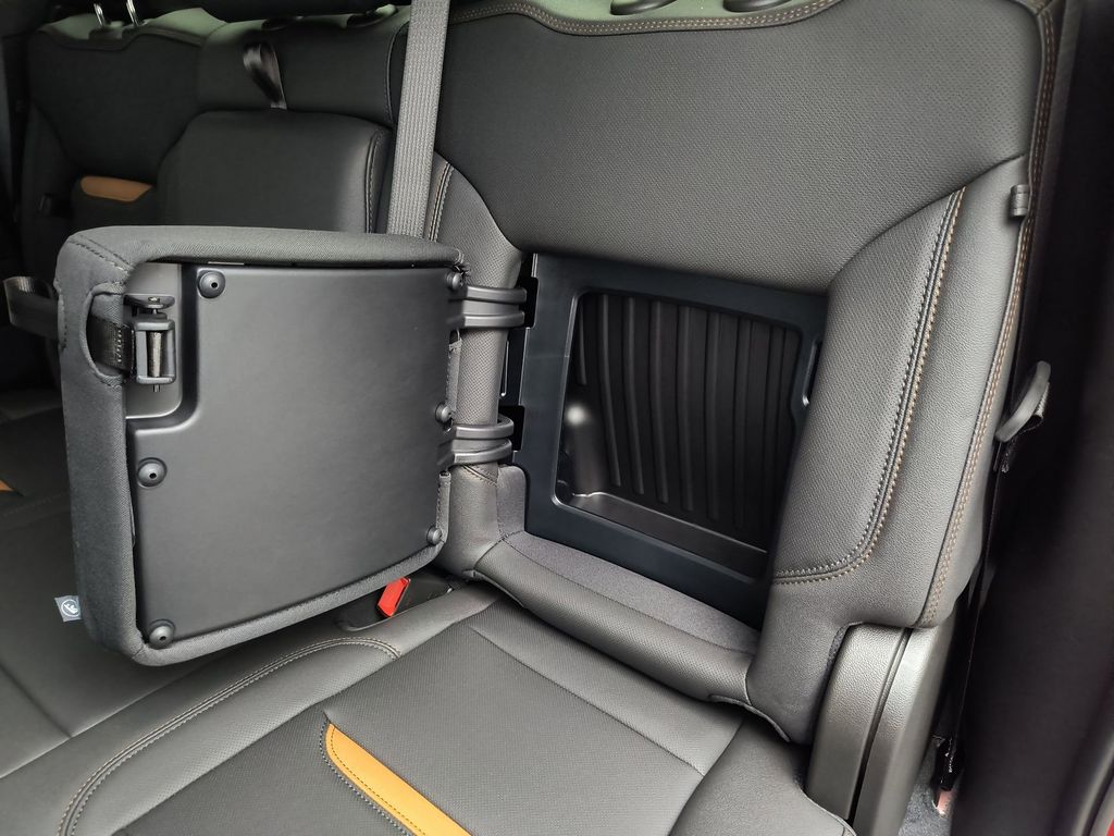 2026 GMC Sierra 2500HD AT4 - Photo 21