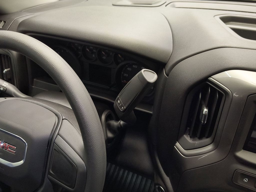 2026 GMC Sierra 1500 Pro - Photo 18
