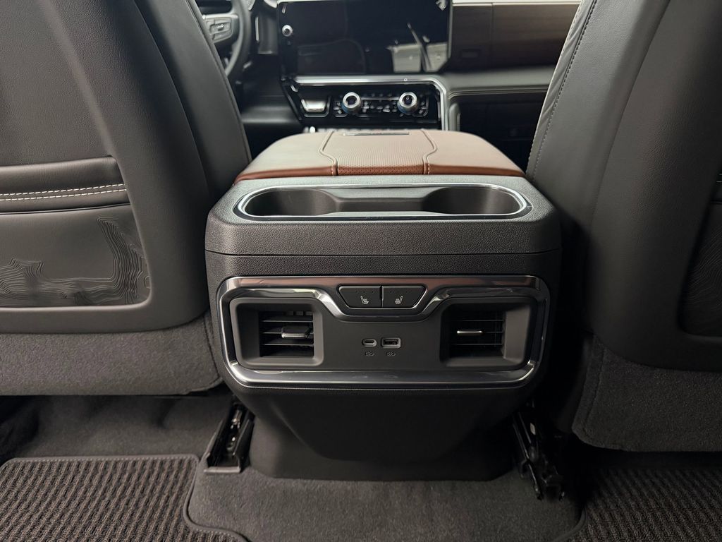 2026 GMC Sierra 3500HD Denali Ultimate - Photo 22