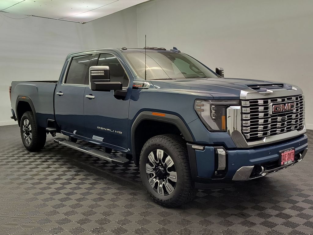 2026 GMC Sierra 3500HD Denali - Photo 7