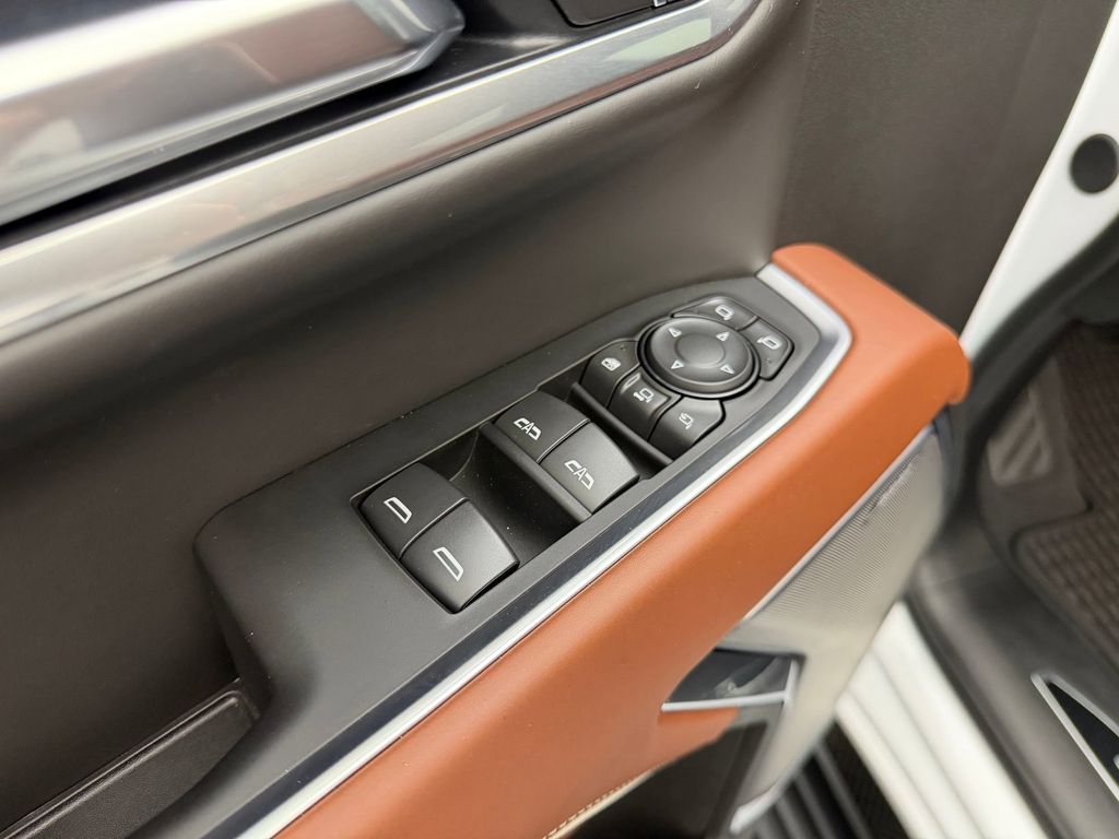 2026 GMC Sierra 3500HD Denali Ultimate - Photo 11