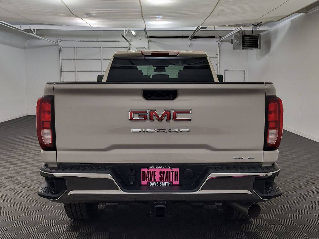 2026 GMC Sierra 3500HD SLE - Photo 9