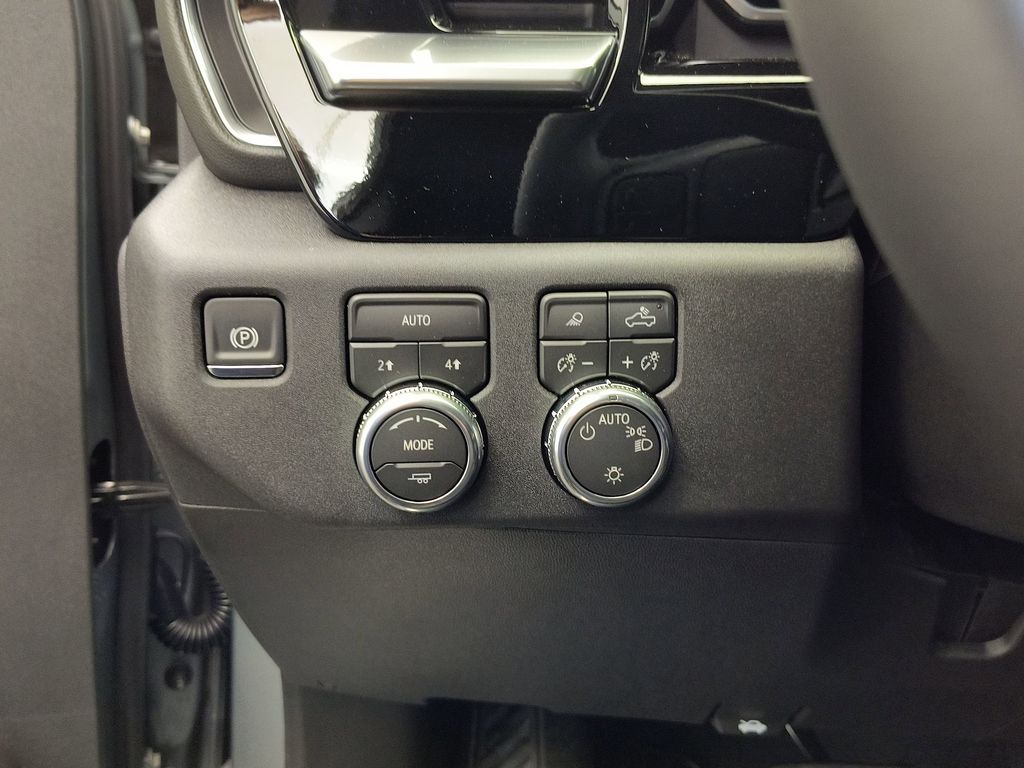 2026 GMC Sierra 1500 SLE - Photo 17