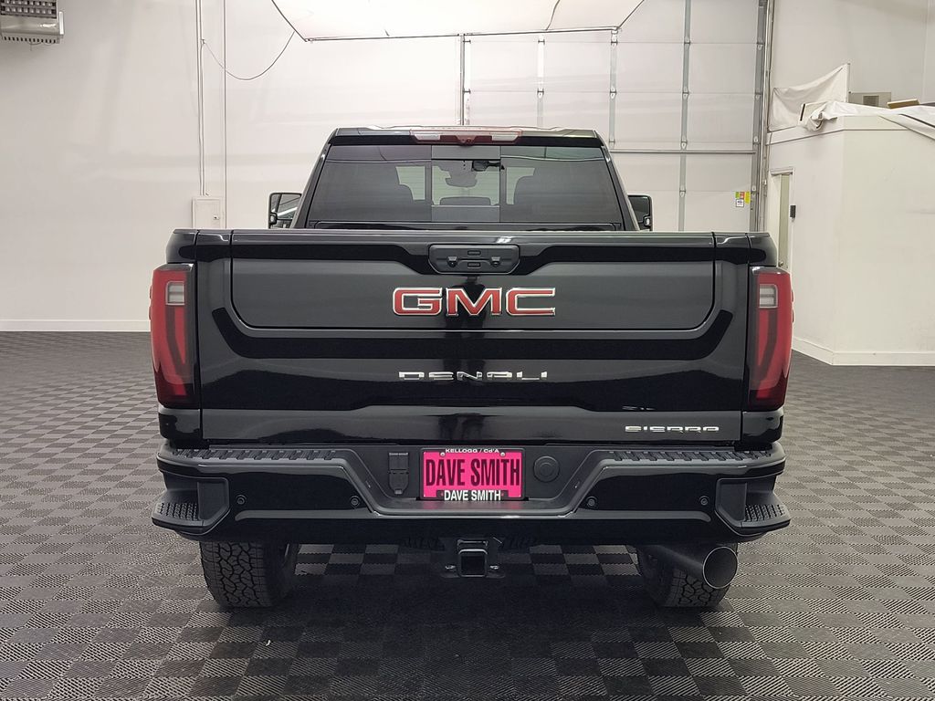 2026 GMC Sierra 3500HD Denali - Photo 10