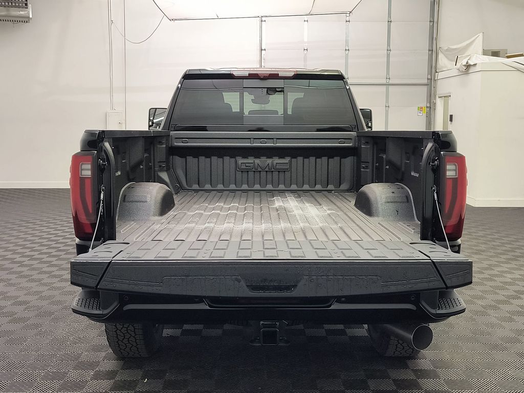 2026 GMC Sierra 3500HD Denali - Photo 20