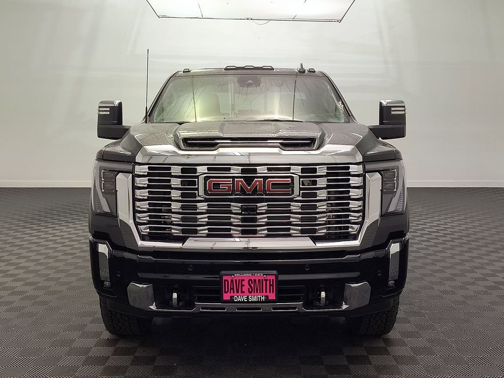 2026 GMC Sierra 3500HD Denali - Photo 6