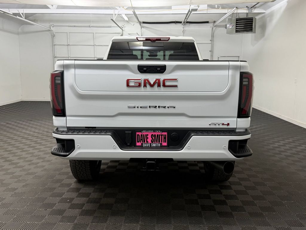 2026 GMC Sierra 3500HD AT4 - Photo 10
