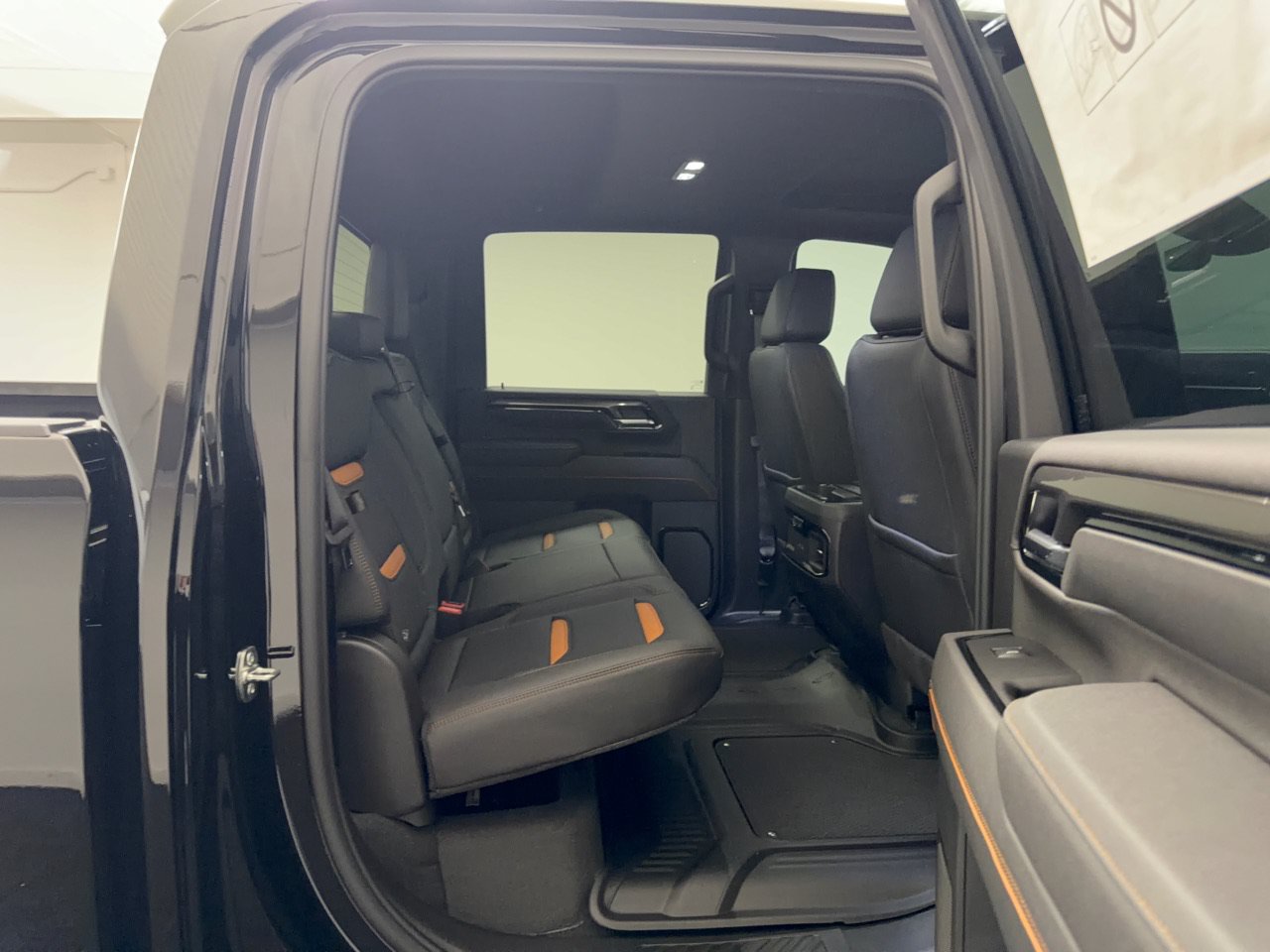 2026 GMC Sierra 3500HD AT4 - Photo 29