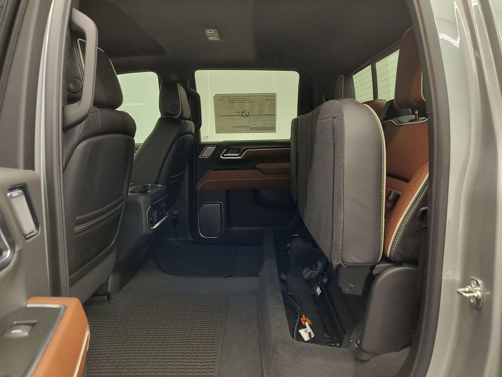 2026 GMC Sierra 3500HD Denali Ultimate - Photo 21