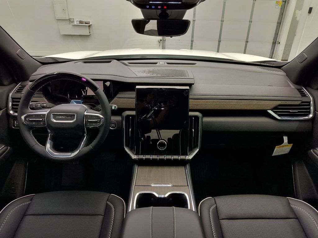 2026 GMC Acadia Denali - Photo 14