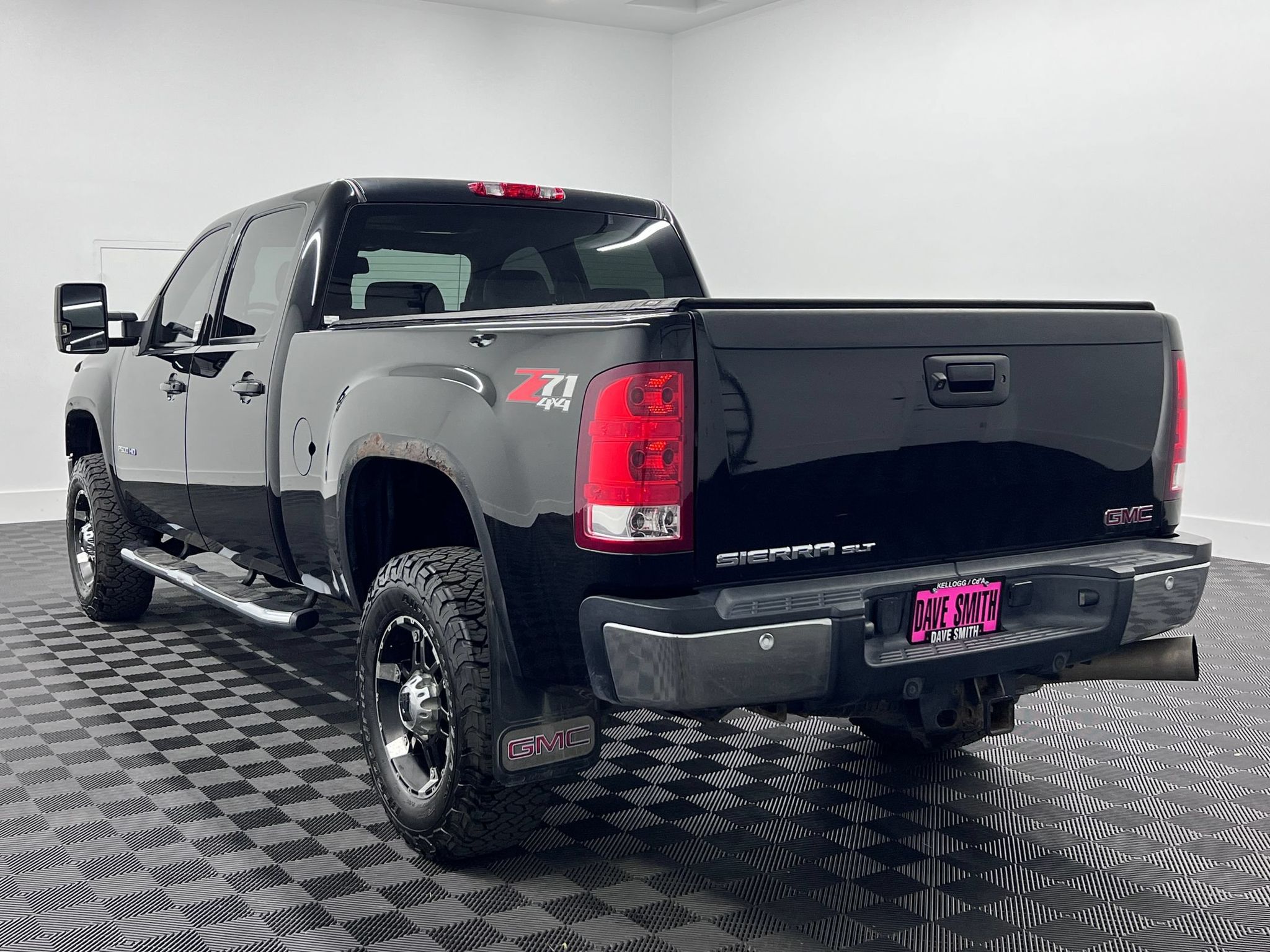 Used 2013 GMC Sierra 2500 HD SLT Truck