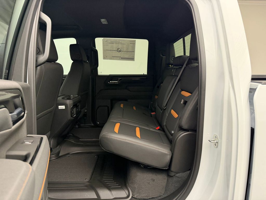 2026 GMC Sierra 2500HD AT4 - Photo 13
