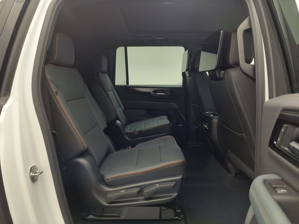 2026 GMC Yukon XL AT4 - Photo 32