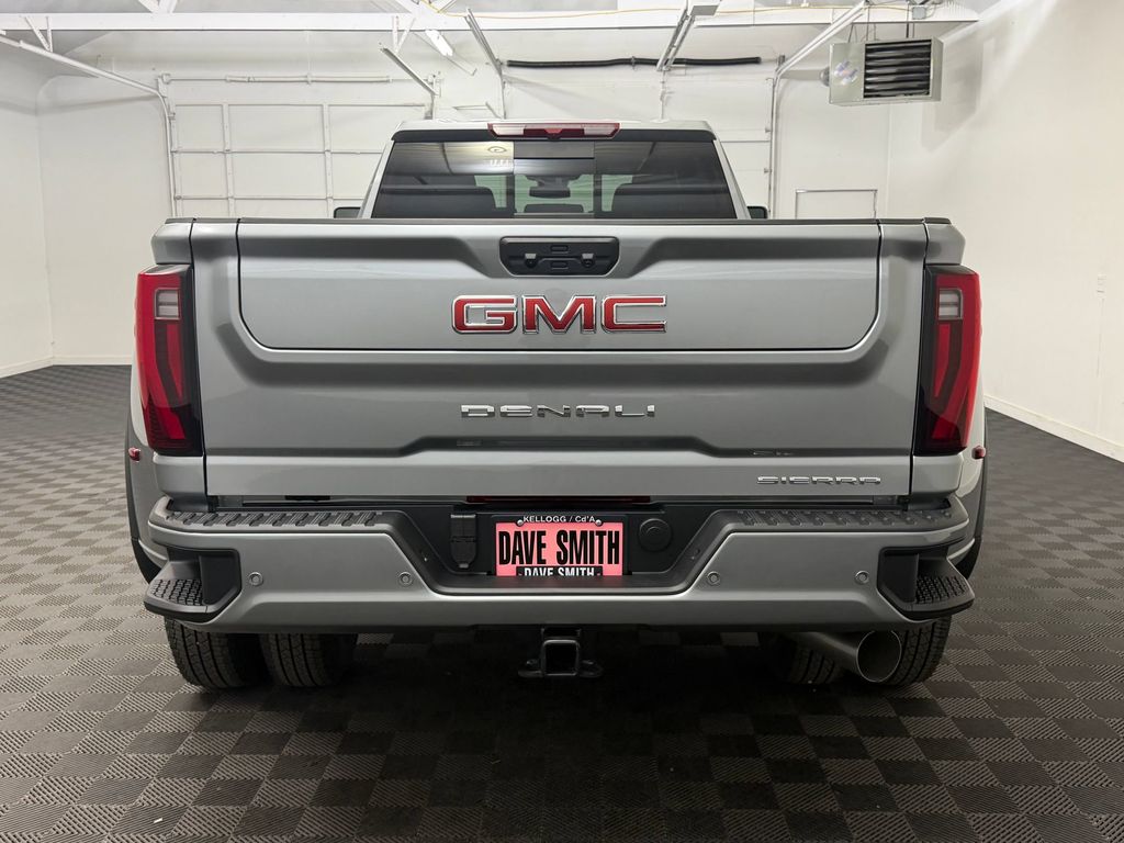 2026 GMC Sierra 3500HD Denali - Photo 10