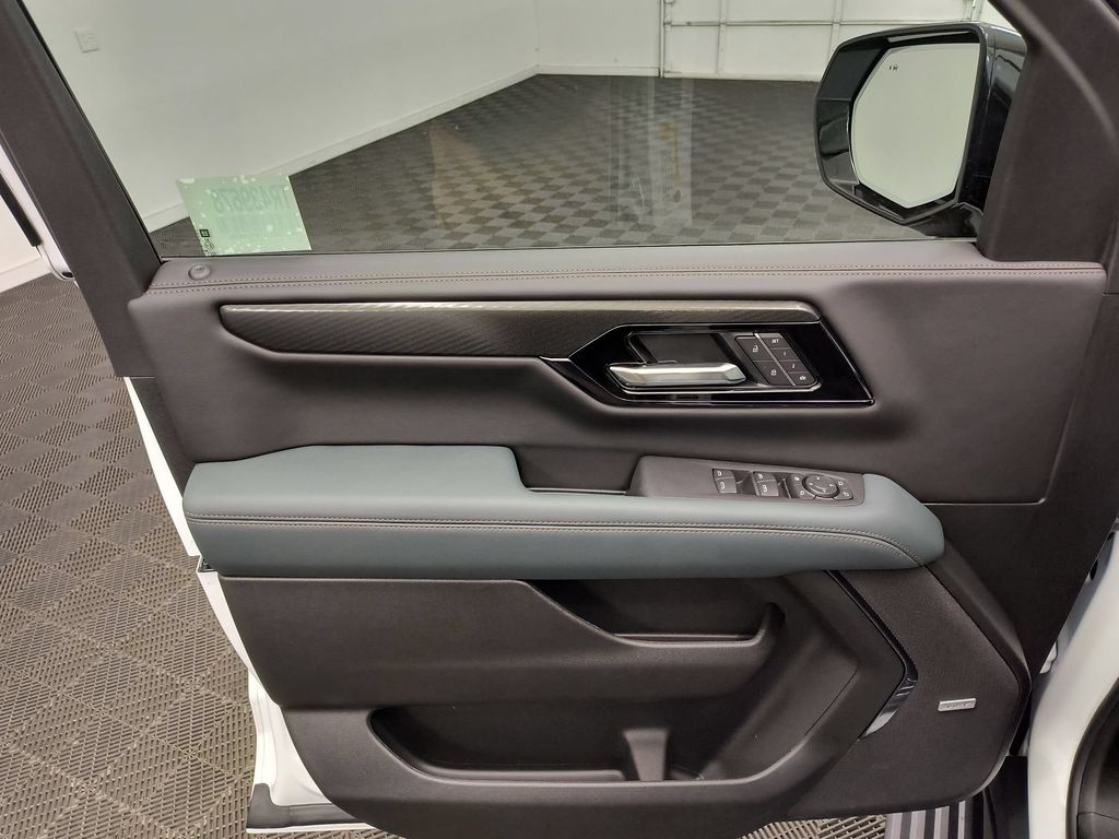 2026 GMC Yukon XL AT4 - Photo 12