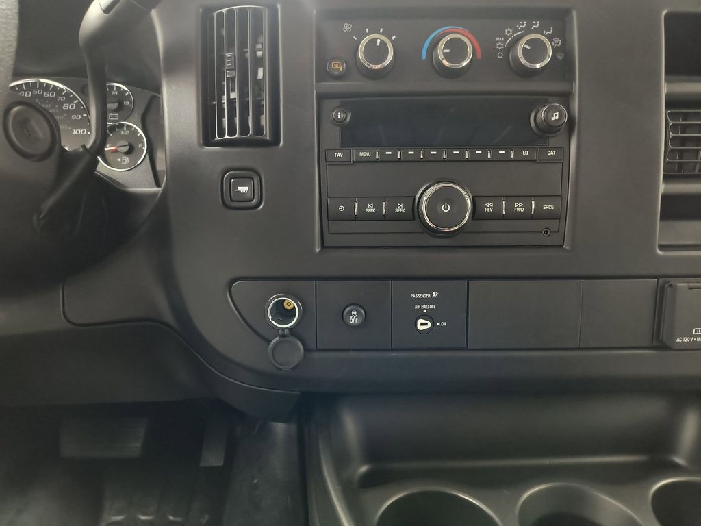 2026 GMC Savana Cargo Work Van - Photo 26