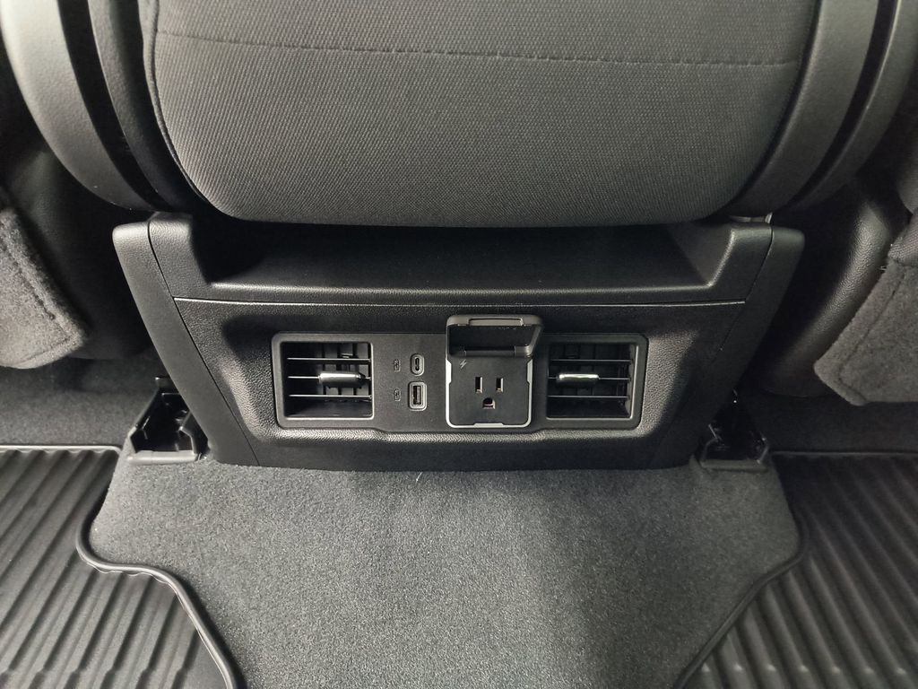 2026 GMC Sierra 1500 SLE - Photo 23
