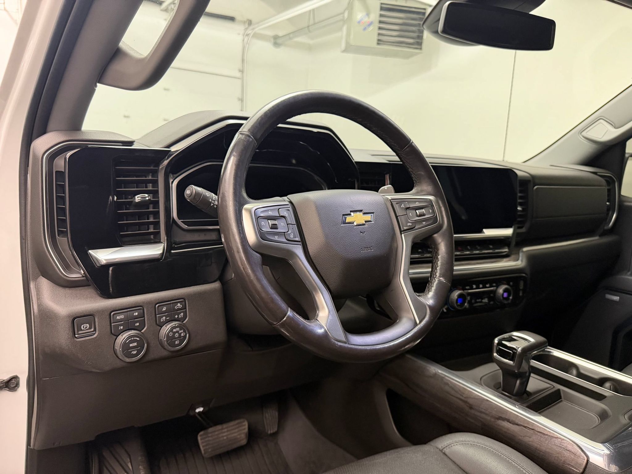 Used 2022 Chevrolet Silverado 1500 LTZ Truck