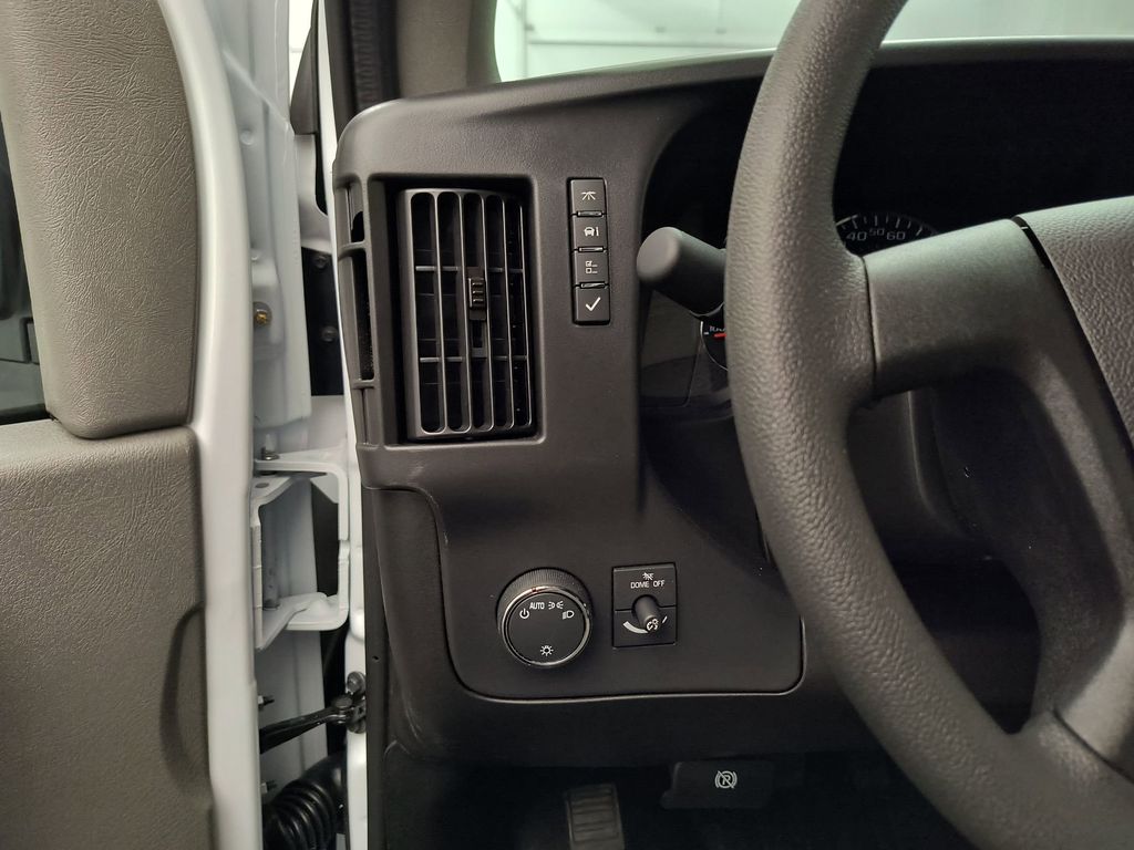 2026 GMC Savana Cargo Work Van - Photo 25
