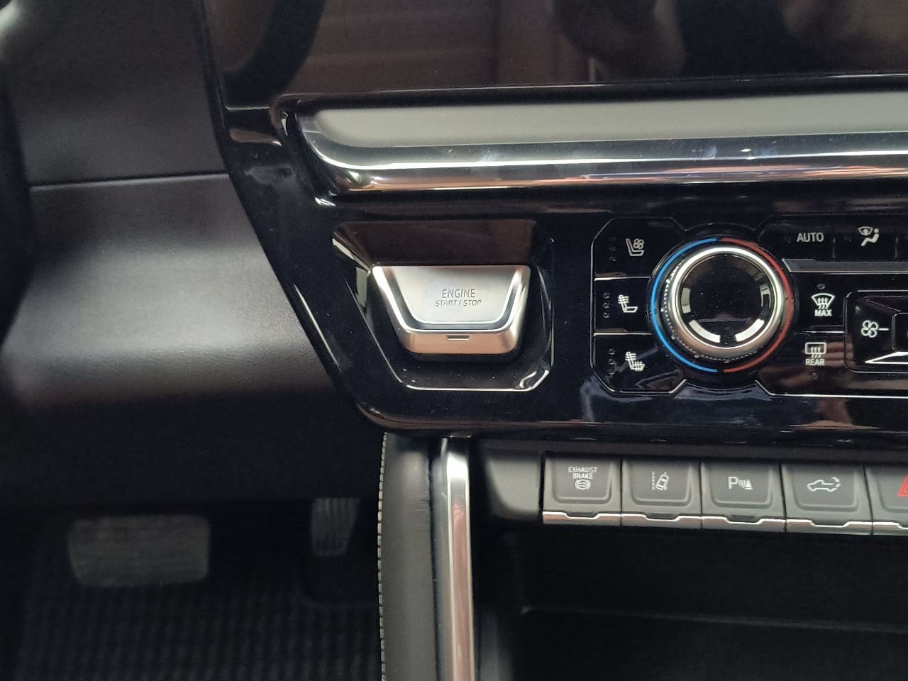 2026 GMC Sierra 2500HD Denali Ultimate - Photo 20
