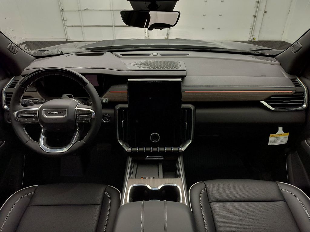 2026 GMC Acadia Denali - Photo 13