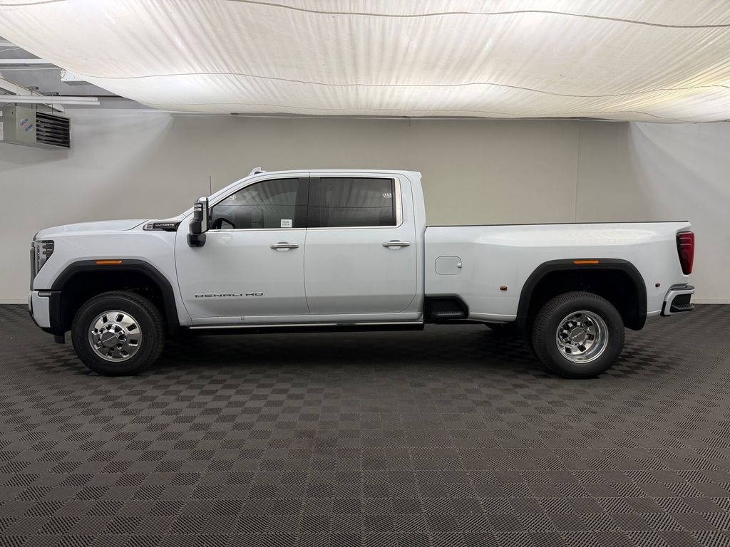 New 2026 GMC Sierra 3500 HD Denali Ultimate DRW Truck
