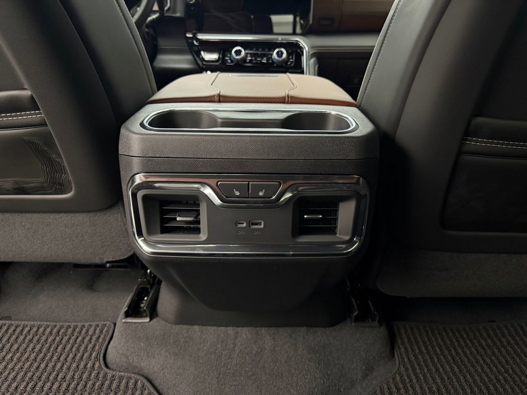 2026 GMC Sierra 3500HD Denali Ultimate - Photo 26