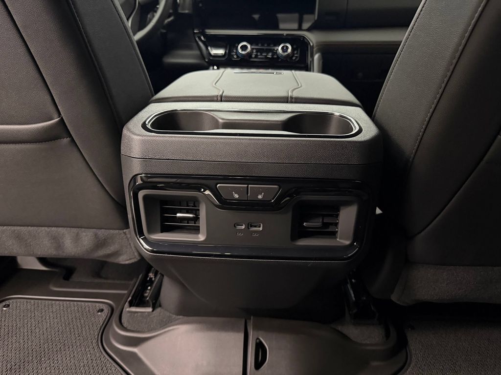 2026 GMC Sierra 3500HD AT4 - Photo 32