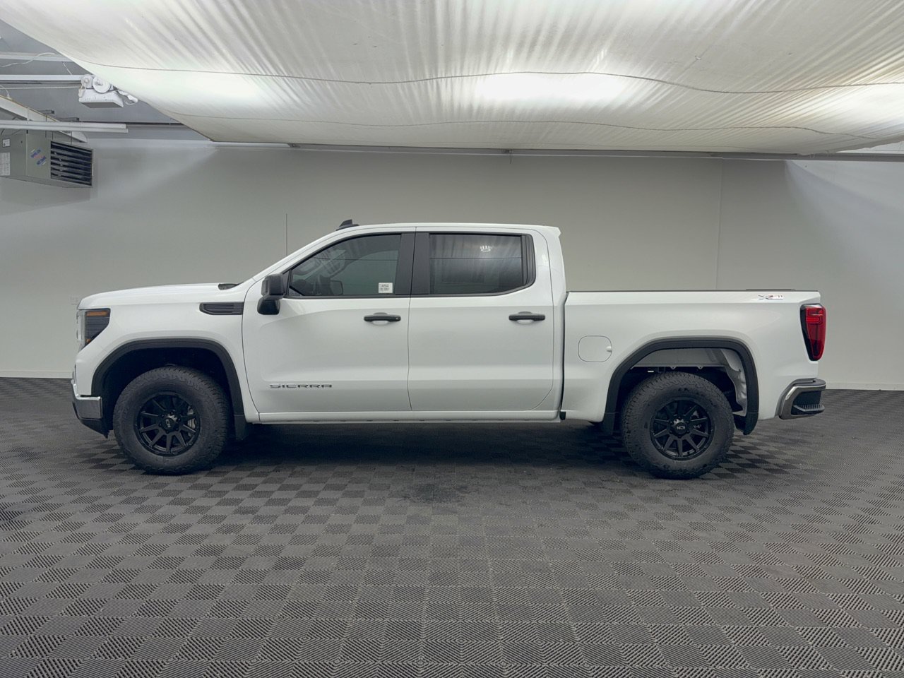 2026 GMC Sierra 1500 Pro - Photo 2