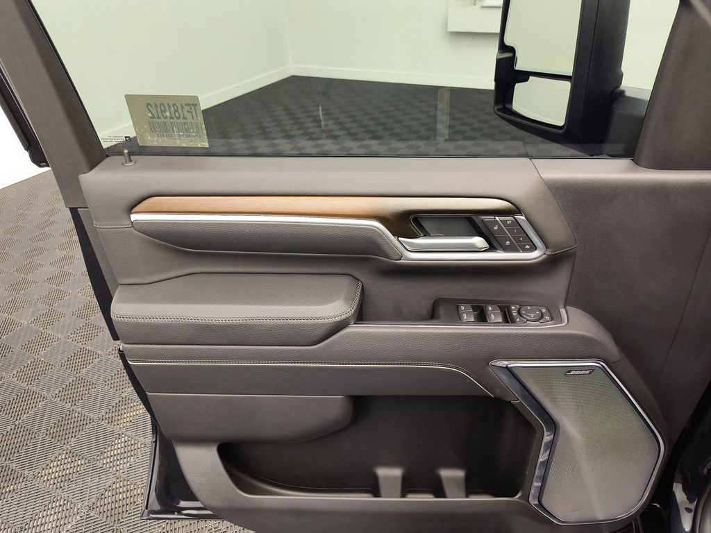 2026 GMC Sierra 2500HD Denali - Photo 18