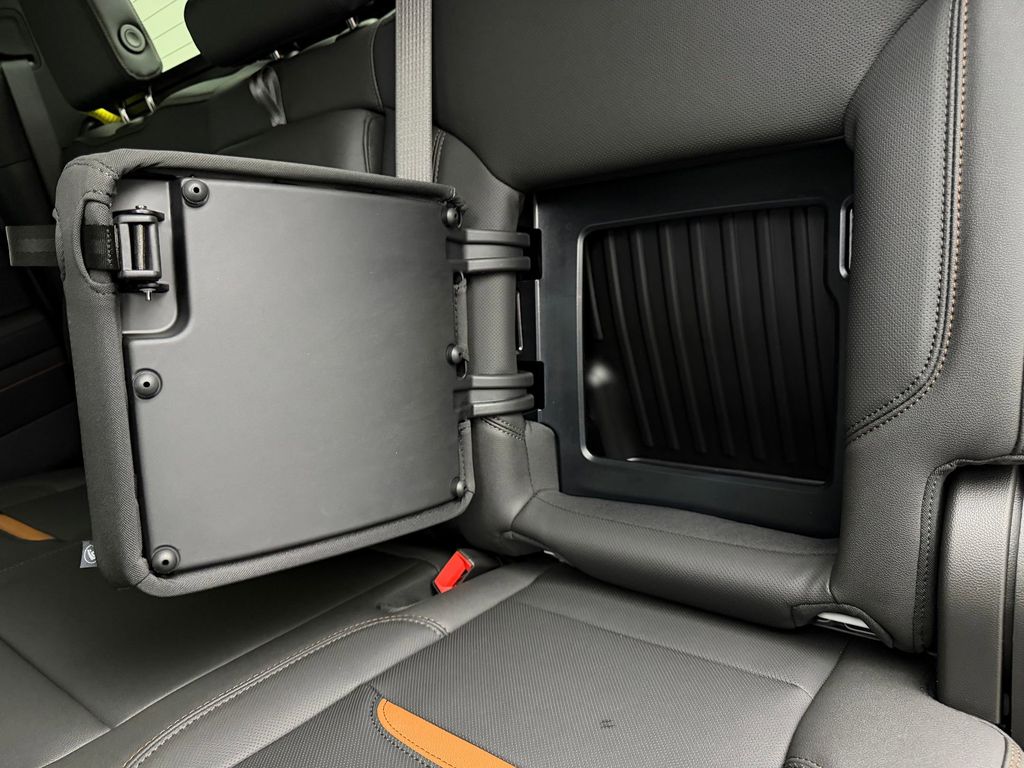 2026 GMC Sierra 2500HD AT4 - Photo 23