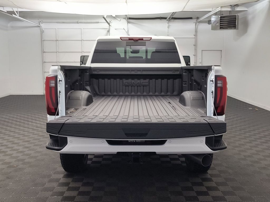 2026 GMC Sierra 2500HD Denali - Photo 17