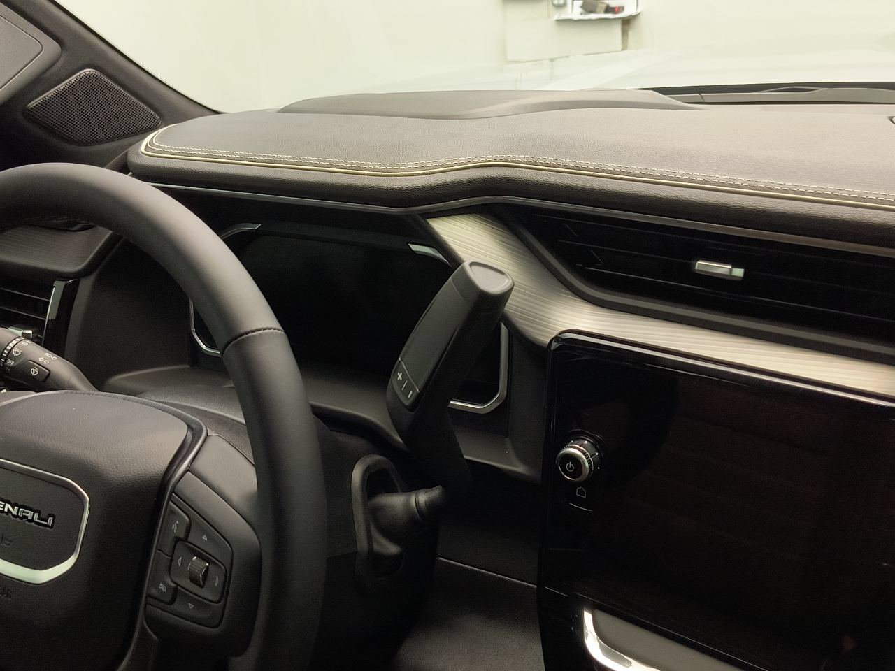 2026 GMC Sierra 2500HD Denali Ultimate - Photo 21