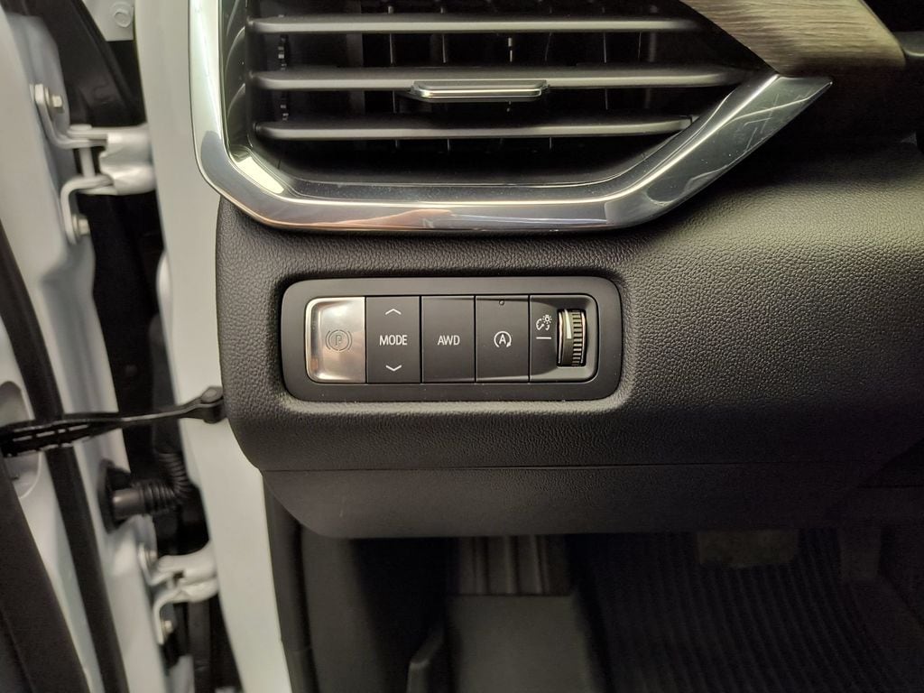 2026 GMC Acadia Denali - Photo 16