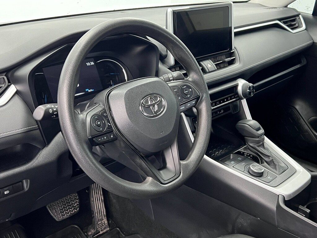 Used 2025 Toyota RAV4 Hybrid XLE SUV