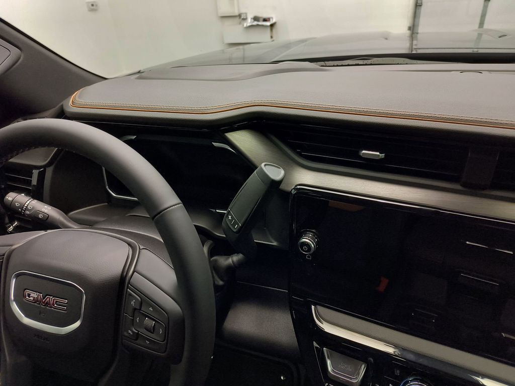 2026 GMC Sierra 2500HD AT4 - Photo 25