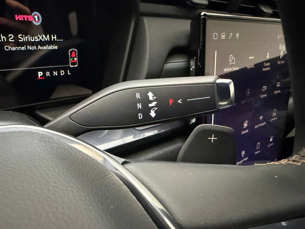 2027 GMC Terrain AT4 - Photo 17