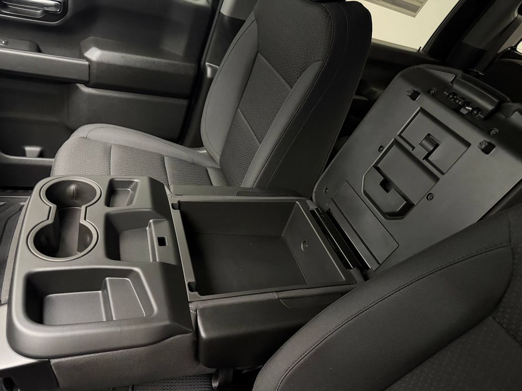2026 GMC Sierra 2500HD Pro - Photo 17