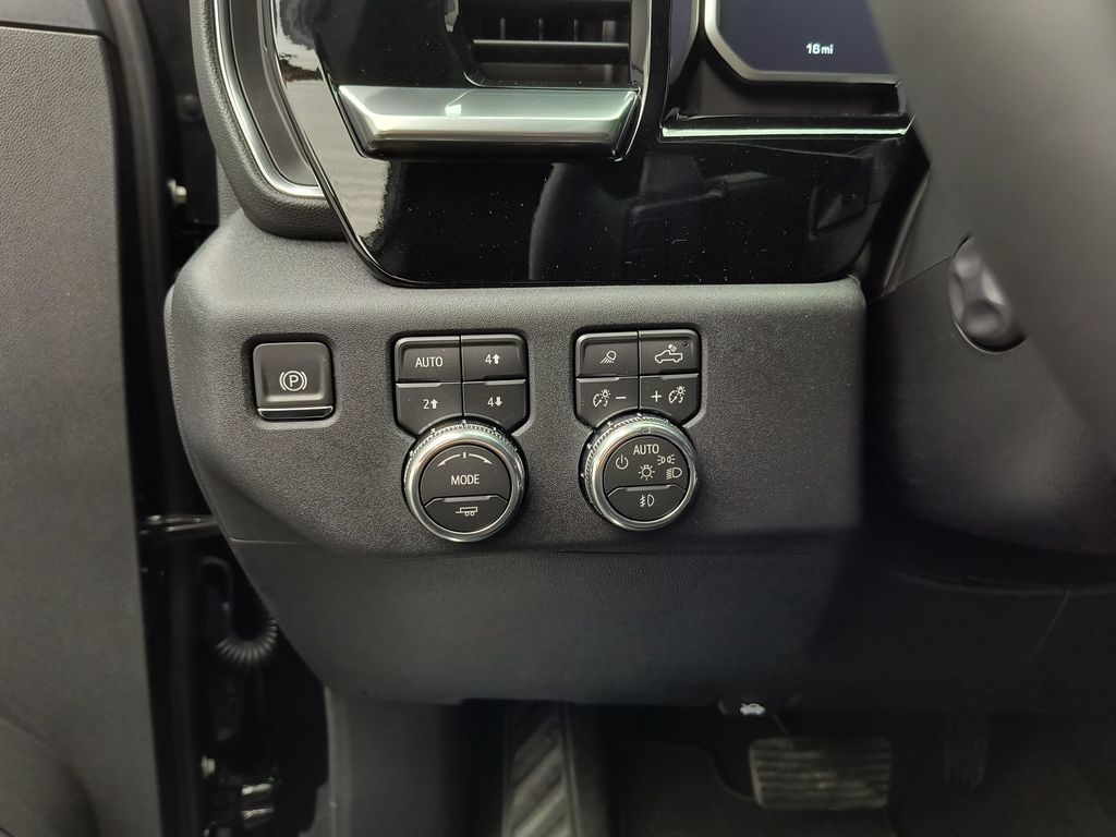 2026 GMC Sierra 1500 SLT - Photo 14