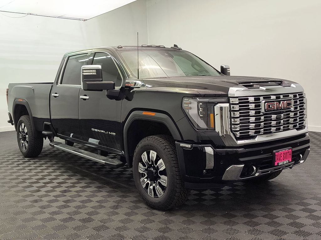 2026 GMC Sierra 3500HD Denali - Photo 7
