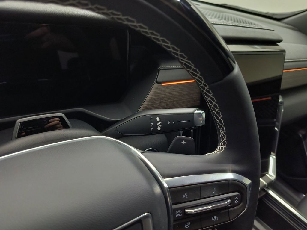 2026 GMC Acadia Denali - Photo 23