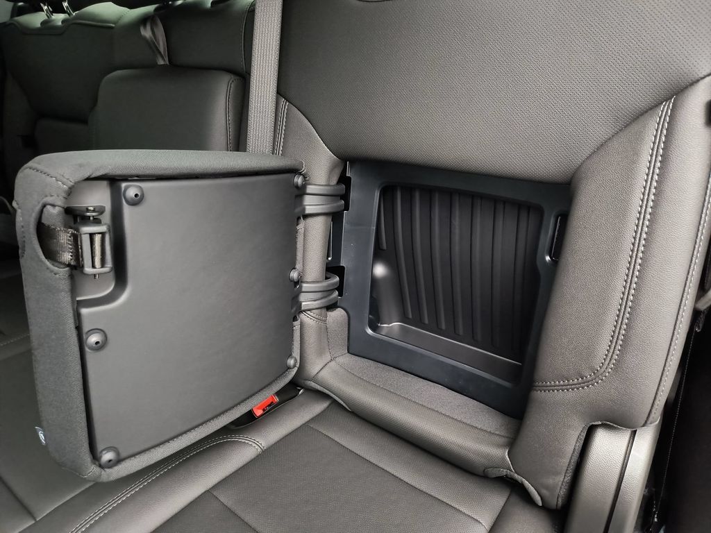 2026 GMC Sierra 1500 SLT - Photo 26