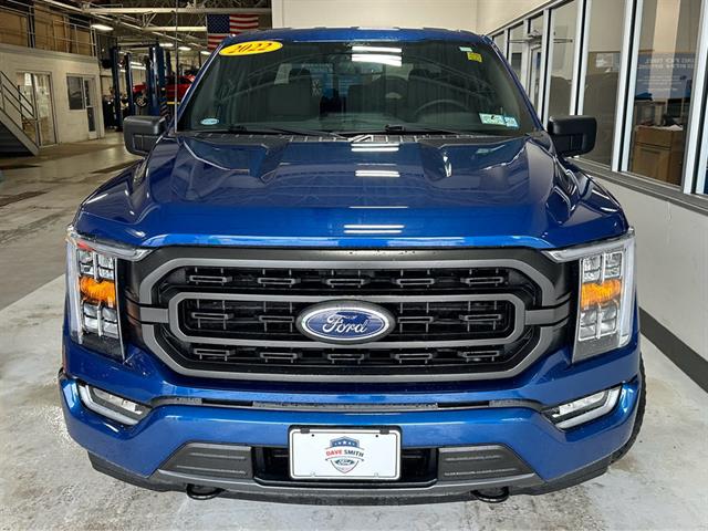 2022 Ford F-150 XLT photo 2